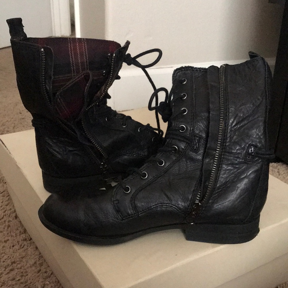 Black Leather Boots Seychelles